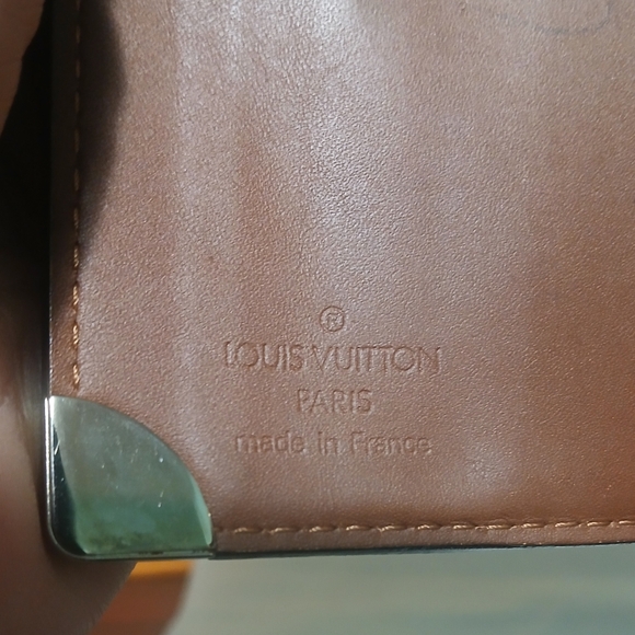 EUC Louis Vuitton Suhali Compact Wallet - Picture 10 of 13